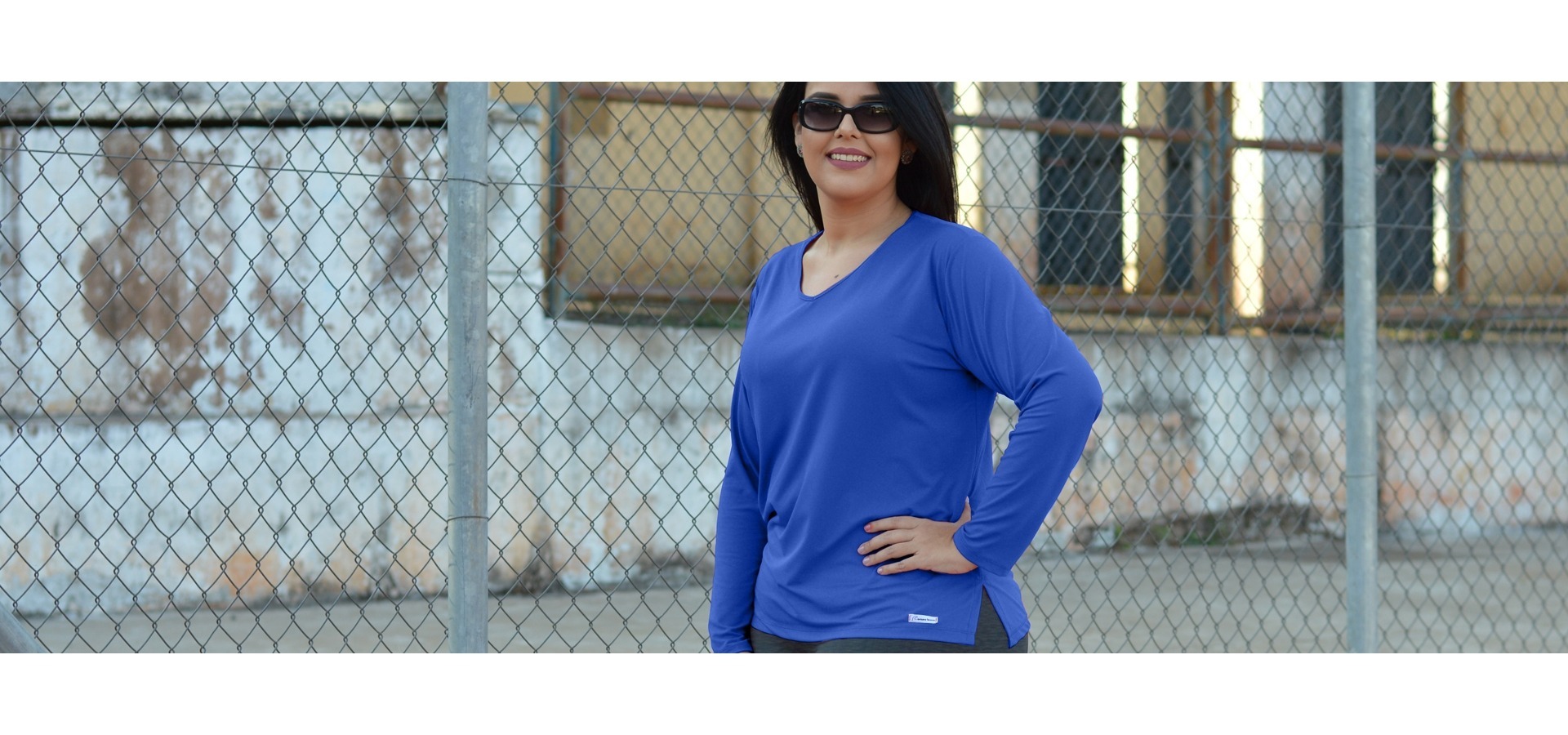 Blusa básica manga longa poliamida plus size-Azul