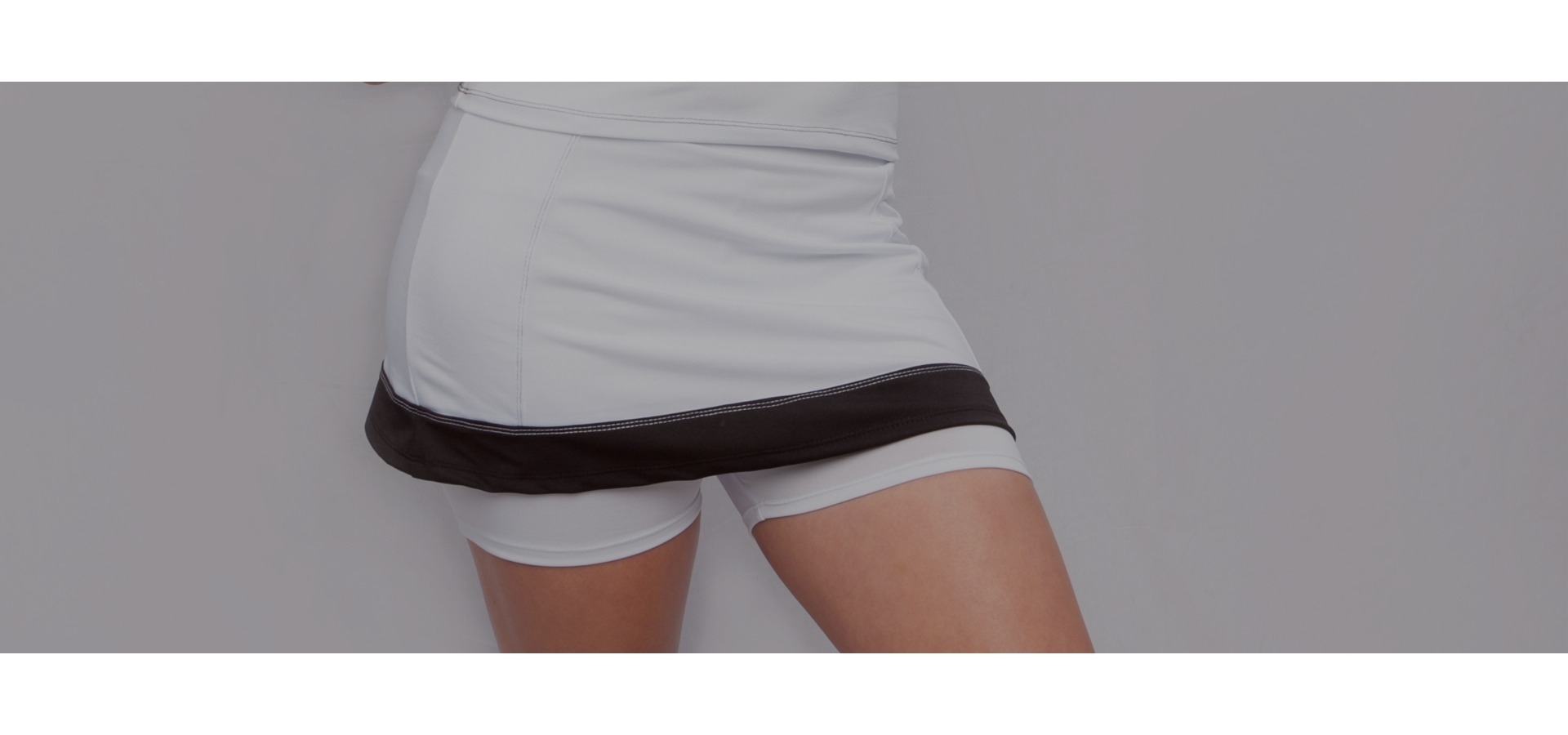 Saia short fitness com recortes-Branco