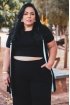 Cropped manga curta plus size-Preto