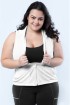 Jaqueta tela com capuz plus size-Branca