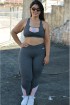 Legging com recortes listrado plus size-Cinza/Rosa