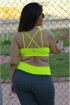 Top tiras cruzadas com bojo plus size-Amarelo Flúor